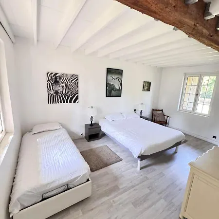 Prázdninový dům Chateau Du Landin - Bains Nordiques Le Landin