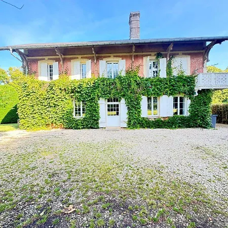 Chateau Du Landin - Bains Nordiques 펜션 *