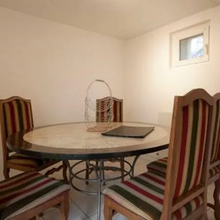 Prázdninový dům Chateau Du Landin - Bains Nordiques *