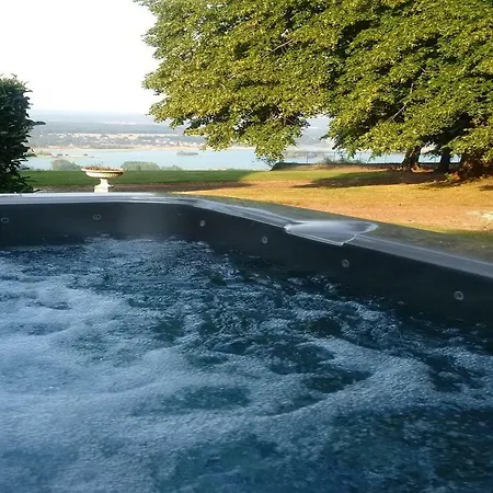 Holiday home Chateau Du Landin - Bains Nordiques Le Landin